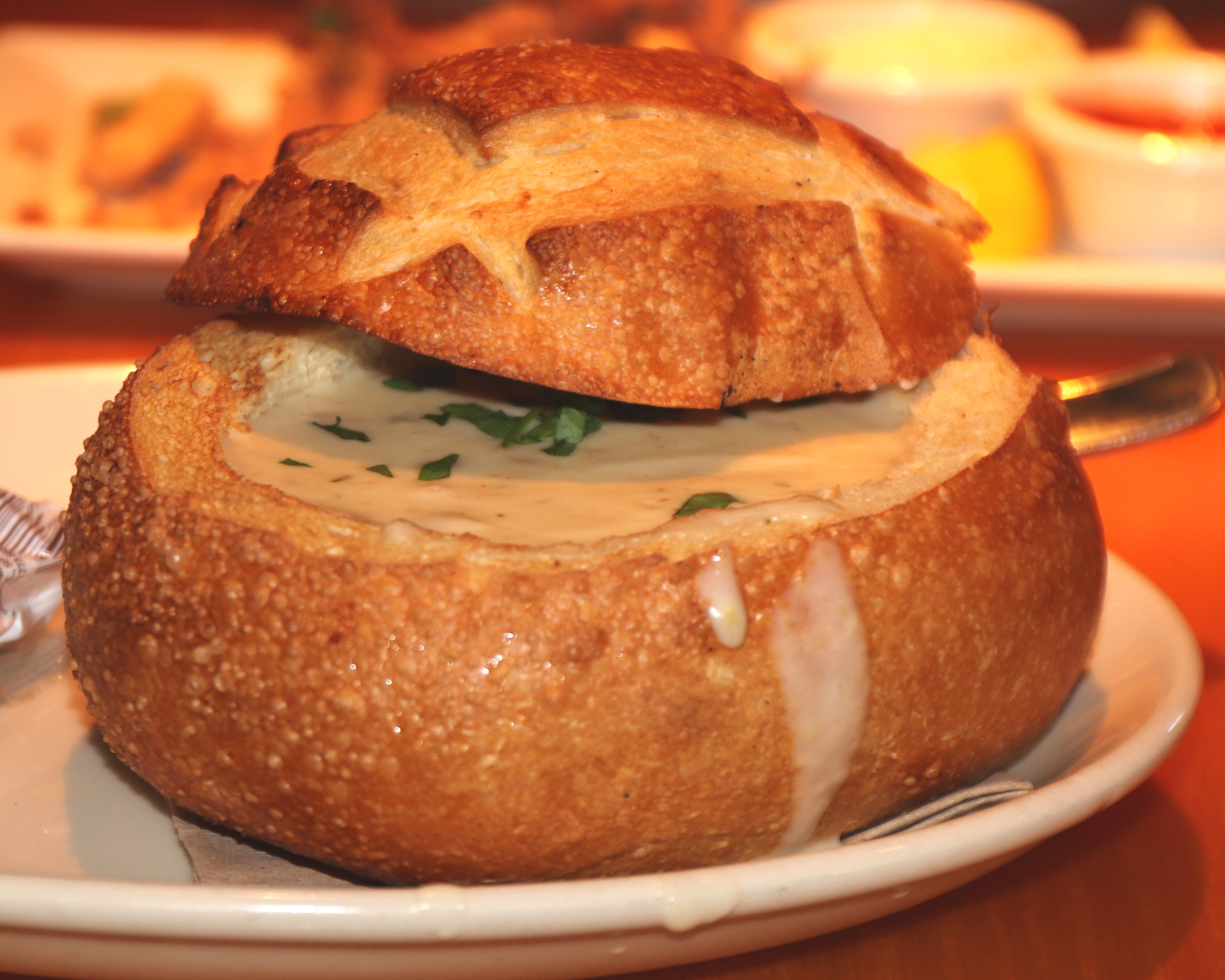 Clam chowder in bread bowl — Cary Middlecoff's American menu
