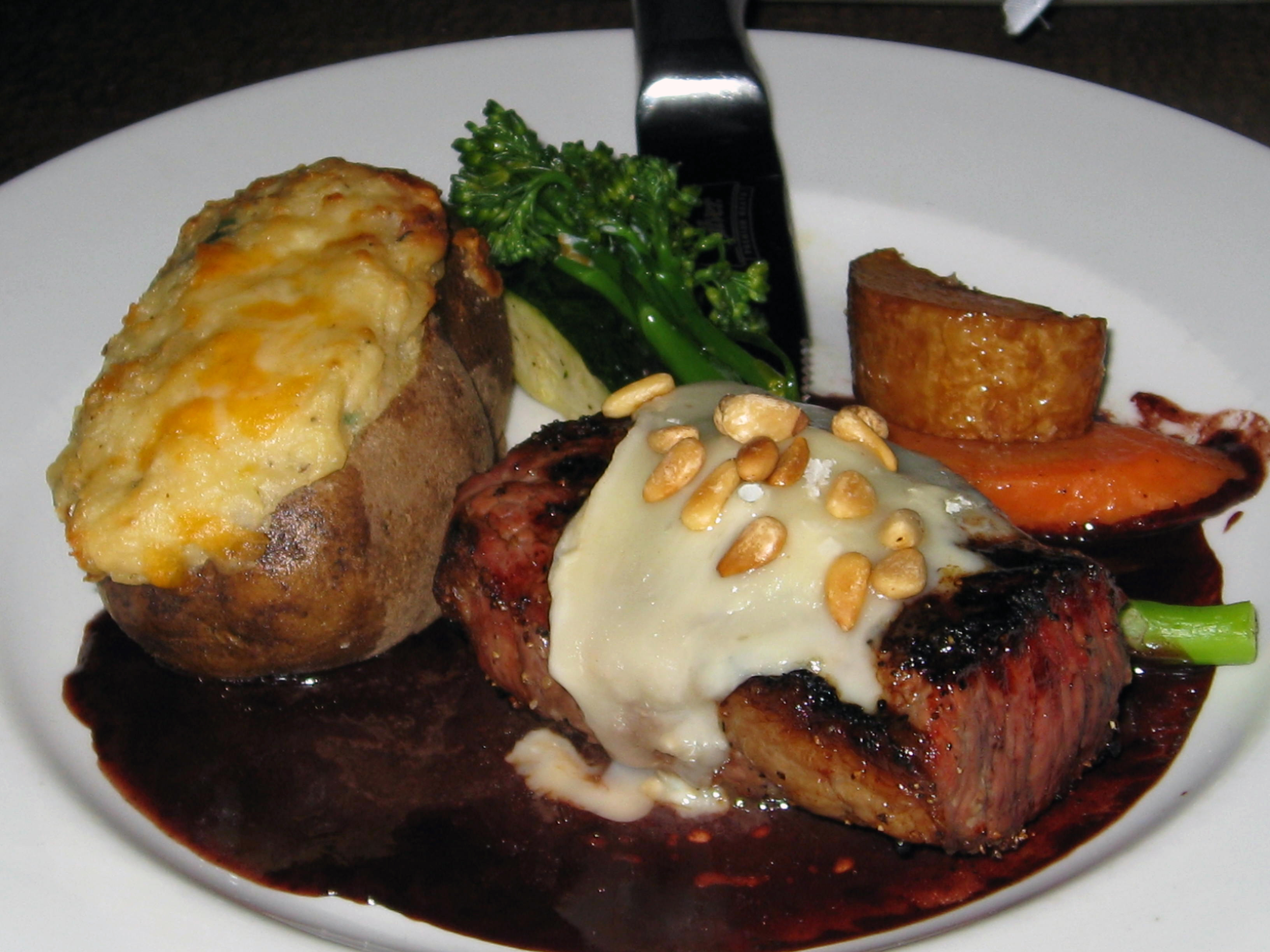 Steak dinner — Larry Mize's Southern American menu